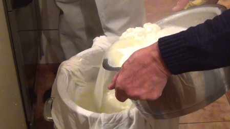 Naše bake su ovo koristile za obolelu jetru: Svakodnevno uzimanje jedne namirnice pojačava metabolizam ćelija i čisti od masnoće