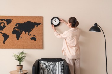 Ne kačite sat na ovom mestu u kući: Veruje se da privlači siromaštvo i nesreću