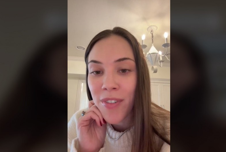 „Kad sam otvorila fioku, samo što se nisam onesvestila!“ Žena je kupila polovnu komodu i šokirala se kad su je doneli