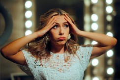 Tata pobegao sa venčanja: Mlada izneverovala da mu je ovo važnije od ćerke, nestao bez traga, pa se vratio, ali ne zbog nje