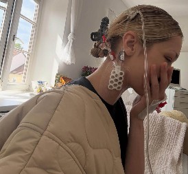 Bori se kao lavica: Najlepša žena na svetu boluje od opake bolesti, a najmanje 10 ovih simptoma oseća svakog dana!