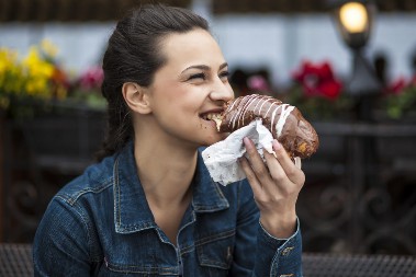 Stalno jedete slatkiše? Probajte ove prirodne namirnice, mnogo su zdravije i ukusnije