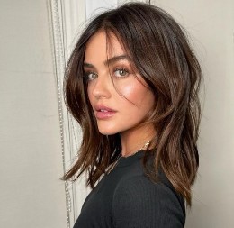 Svetski stilisti najavili promenu: Ove frizure će dominirati u 2026. godini, jednostavne, a fensi