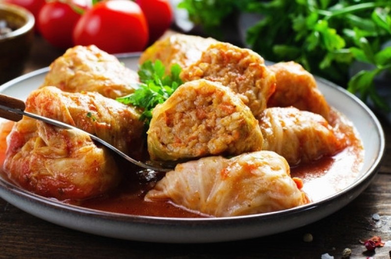 Da li se meso za sarmu dinsta? Kuvar Milan otkrio tajnu za najbolji ukus omiljenog srpskog jela