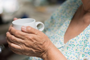 Ovo piće su naše bake kuvale zimi: Danas su ga skoro svi zaboravili, a melem je kad vas "lomi" prehlada