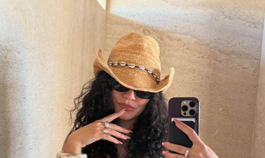 Nije čekala, odmah rodila drugo dete: Slavna glumica ponovo postala mama, dočekala prinovu sa mlađim suprugom