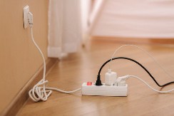 Računi za struju se gomilaju: Evo koji uređaji neprimetno crpe energiju, uradite ovo i smanjićete troškove