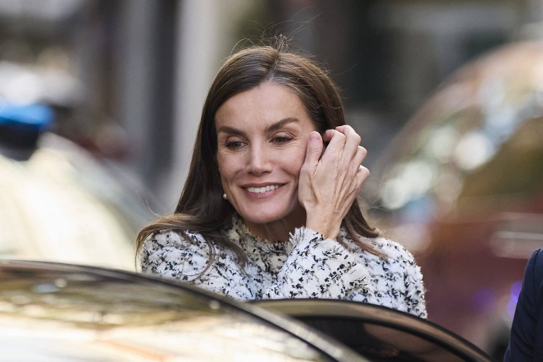 Najtraženiji zimski komplet iz bakine garderobe vraća se u modu! Topao, elegantan i damski