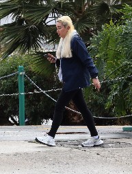 Bila najpopularnija i voljena, a onda joj se sve obilo o glavu: Neprepoznatljiva, ne liči na sebe, šta joj se to desilo?