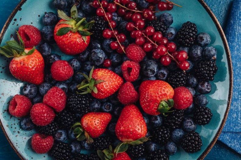 Jeftino voće štiti srce i poboljšava pamćenje: Ima ga u svakoj prodavnici, a malo ko zna koliko je moćno