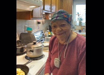 Baka od 103 godine još pere veš na ruke: Ovo su njene 3 navike za dug život i dobro zdravlje